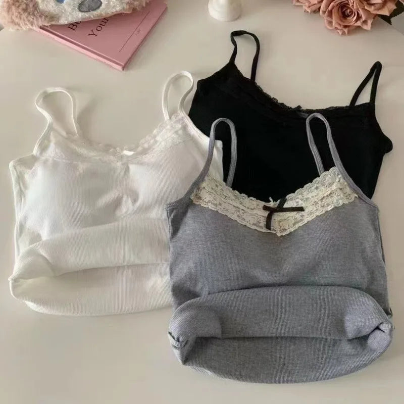 Neues gestricktes Crop Top für Frauen einfarbige Spitze Sling Tops Strickwaren Tank Top weiblich schlanke Leibchen süß kurz Beau Back Top